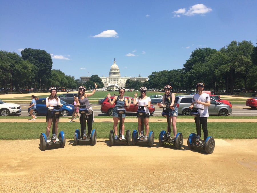 Travellers on segways in front of the White House